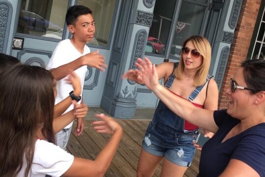 Fun City Scavenger Hunt in Scottsdale by Wacky Walks