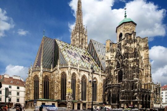 Exclusive private VIP multiday sightseeing tour of Europe Vienna to Prague