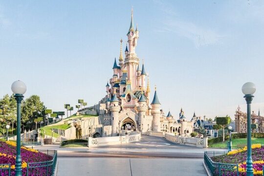 Disneyland Paris 1 or 2 Parks with Transportation