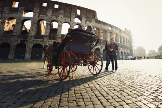 Rome Photoshoot at the Iconic Colosseum with Options