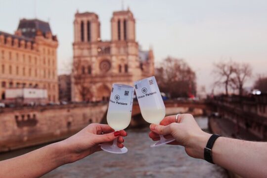 Seine River Champagne Cruise from Notre-Dame by Bateaux Parisiens
