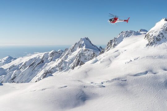 Glacier Discoverer 40 minute Helicopter flight from Mount Cook