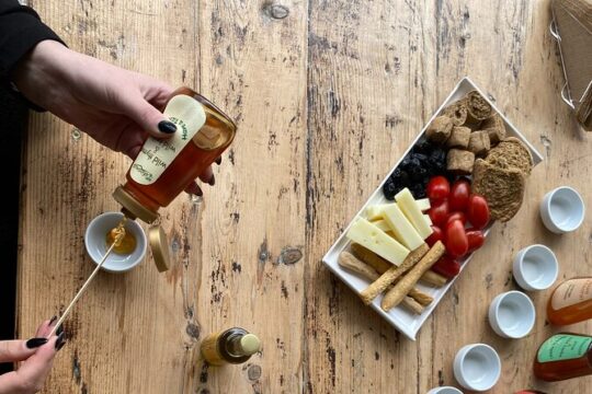 Cretan tasting Tour of Wine-Olive oil-Honey from Chania