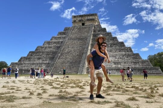 Guided Tour to Chichen Itza Oxman Cenote and Valladolid City