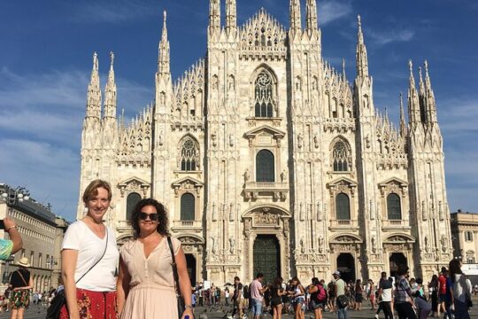 Skip the Line: Express Milan Duomo and Rooftop Small-Group Tour