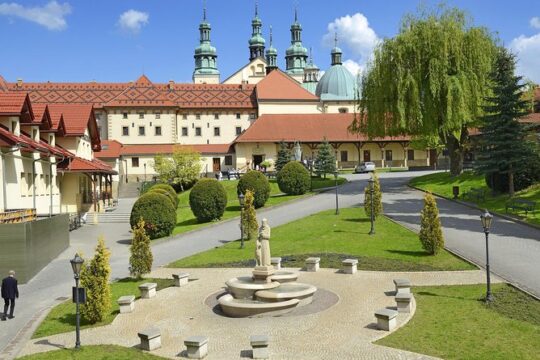 John Paul II Route Guided Tour With Private Transport