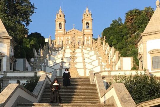 Braga and Guimarães Full Day Private Tour from Porto