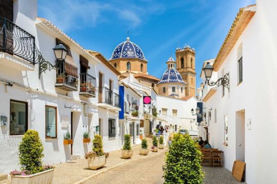 From Valencia Guadalest Altea and entrance to the Algar Fountains