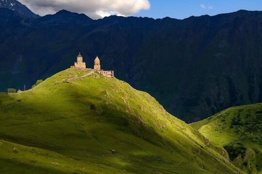 Kazbegi, Gergeti ,Ananuri Full Day Tour from Tbilisi