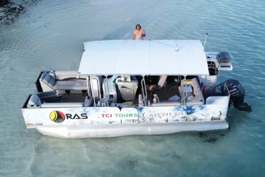Half Day Private Charters in Iguana Island for 8pax