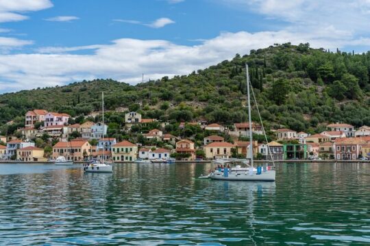 Magical Ithaca Island Bus and Cruise Tour from Kefalonia