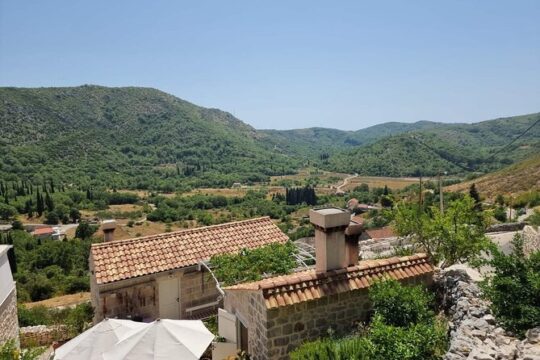 Exploring Dubrovnik And Having Lunch In The Countryside