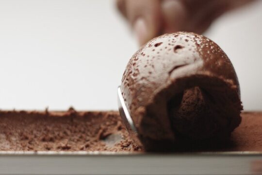 Artisanal ice cream pasta course in Castellana caves