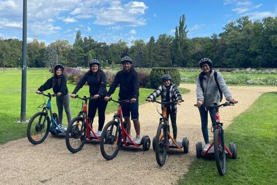 Budapest Highlights with a Guided E-Trike Tour