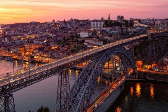 Secrets of Porto and Douro Valley with River Cruise