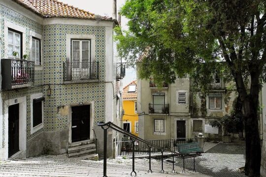 Tour in Italian by Alfama