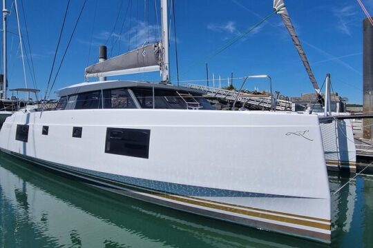 Full day boat trip in Algarve - Lagos - Catamaran Cruise