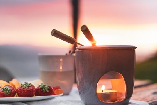 Chocolate fondue picnic on the Rigi