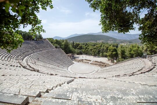 Combo Sailing, Guided Tour and Tasting from Peloponnese