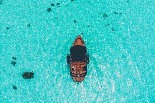 Wayfarer's Escape - Exclusive Private Boat Tour