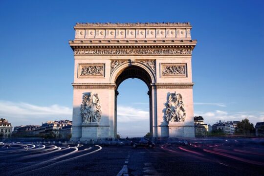 Arc de Triomphe Professional Photoshoot