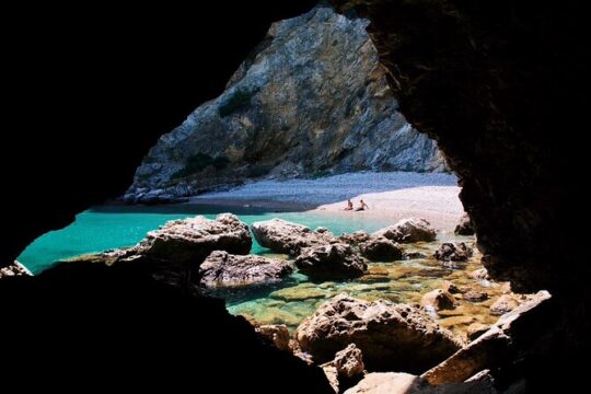 Cave and Wild Beach Boat Tour from Sesimbra