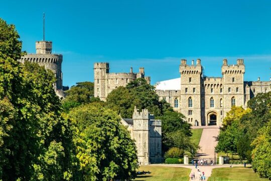 Explore Windsor in 90 minutes with a Local