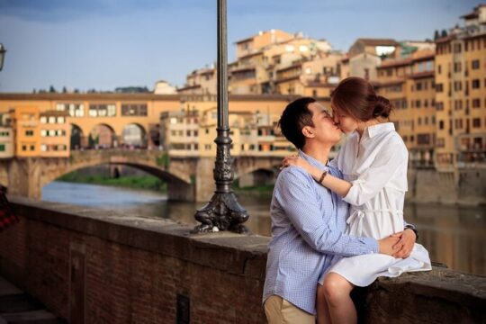 Honeymooners Florence Tour with Professional Photographer and Driver