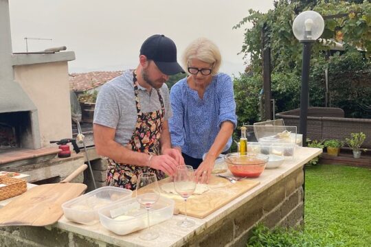 Mamma's Pizza Class in Roman Countryside