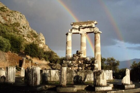 Delphi Small Group Day Tour from Athens