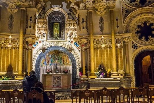 From Krakow: Wadowice and Czestochowa Full-Day Tour