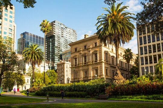 East Melbourne Walking Tours