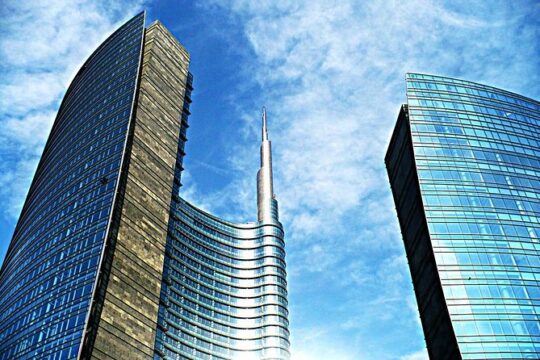 "Architecture is a Crystal": Milan and its new skyline