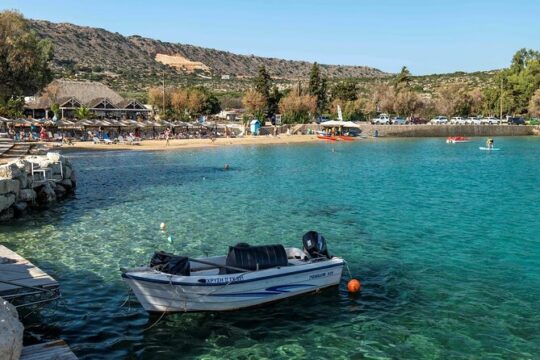 Private Family Tour to Akrotiri Attractions