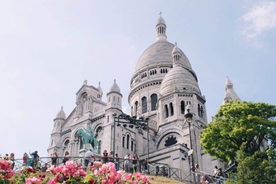 Paris Montmartre : Private Guided Walking Tour