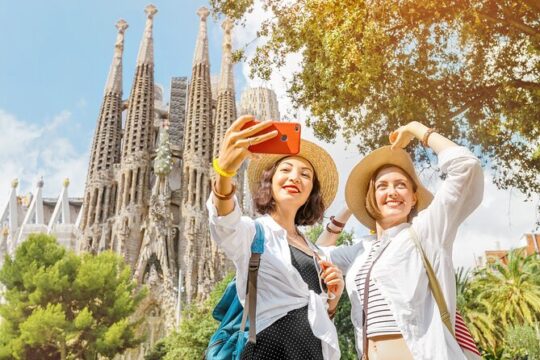 Sagrada Familia and Park Guell Fast Track Guided Tour