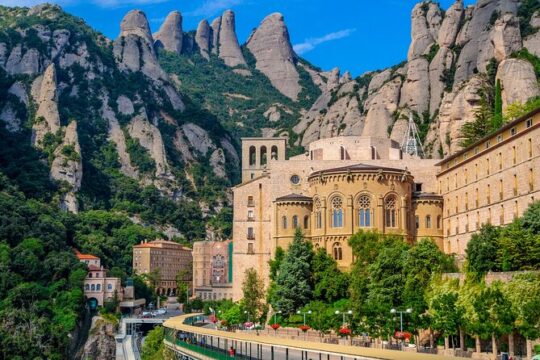 Montserrat Monastery and Hiking Private Tour from Barcelona