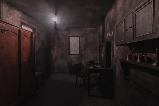 Private Live Jack the Ripper Escape Room in Berlin