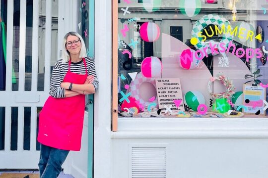 Eco-Resin Workshop - Fun Craft Experience in Edinburgh