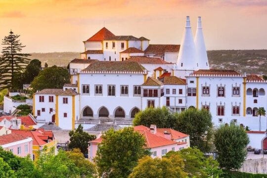 Explore Sintra with Luxury Transportation and Guiding