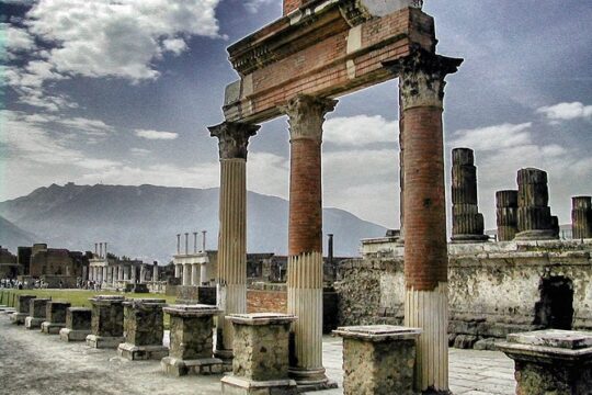 Pompeii 3 Hours in a SmallGroup SkipTheLine