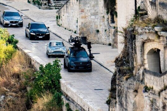 Guided Tour on the Scenes of the Film 007 No Time to Die in Matera