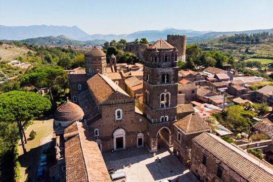 Private Tour Caserta Vecchia and San Leucio With Lunch Break