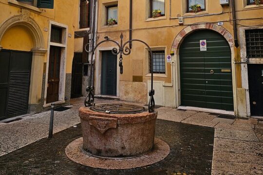 Romeo and Juliet Audio Walking Tour in Verona