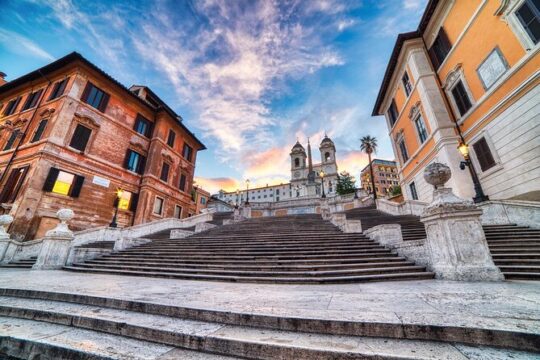 Skip the Crowds in Rome: Sunrise Baroque Walk with Breakfast