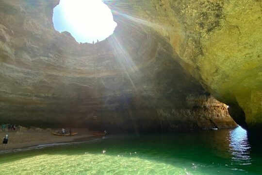 Portugal Private Speedboat Tour to Benagil