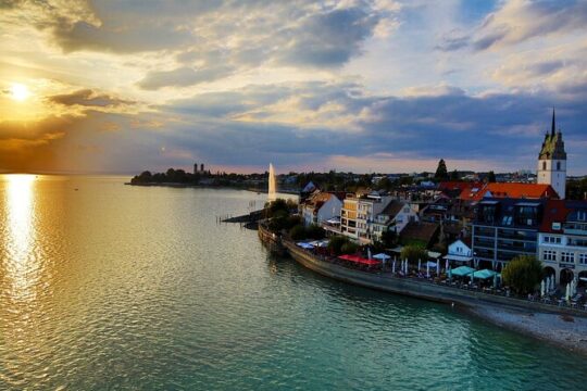 Friedrichshafen Private guided tour with wine tasting