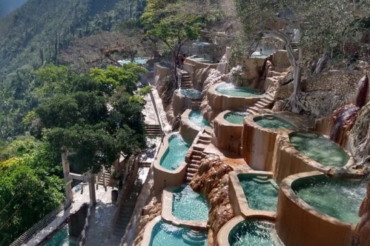 Guided Tour of the Spectacular Grottoes of Tolantongo