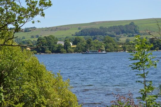 The Lakes Explorer (4 Hours, Public)