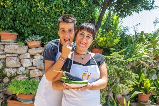Garden Tour and Food Tasting in Assisi Countryside